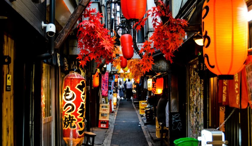 street at dusk in Tokyo, Japan