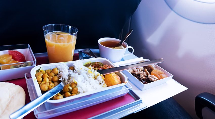 Food served on board of economy class airplane