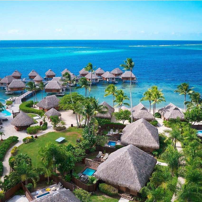The Discoverer Blog | 7 Best Resorts for Overwater Bungalows