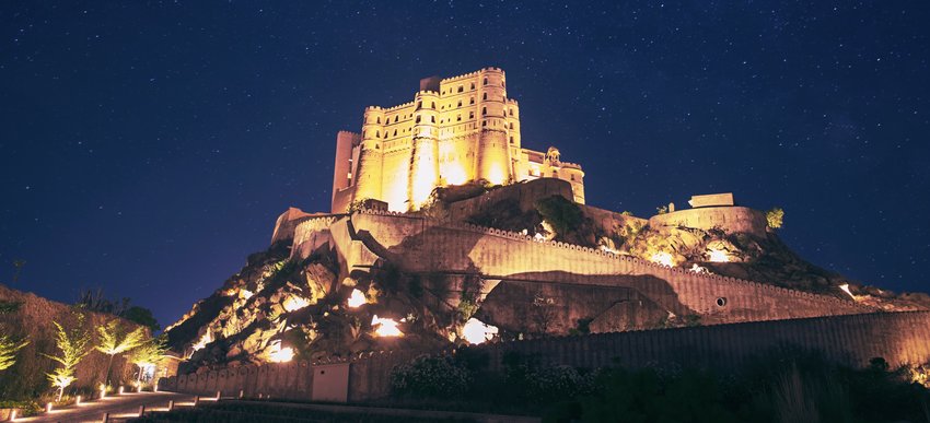 Alila-Fort-Bishangarh---Facade_