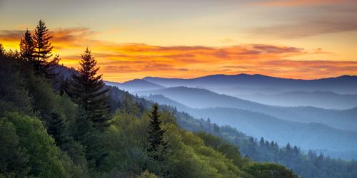 Great Smoky Mountains National Park Scenic Sunrise Landscape at Oconaluftee