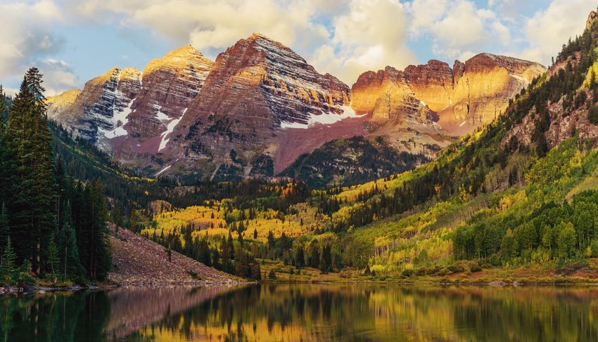 Maroon Bells and Lake at Sunrise, Colorado, USA