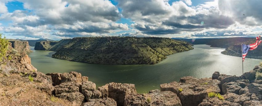 Lake Billy Chinook Panorama, Oregon