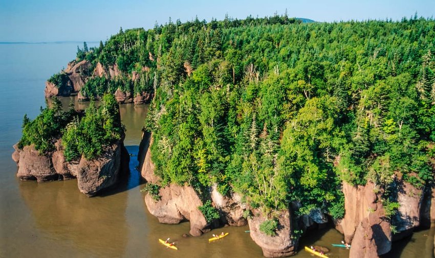 Aerial-View-of-Hopewell-Rocks-in-the-Bay-of-Fundy