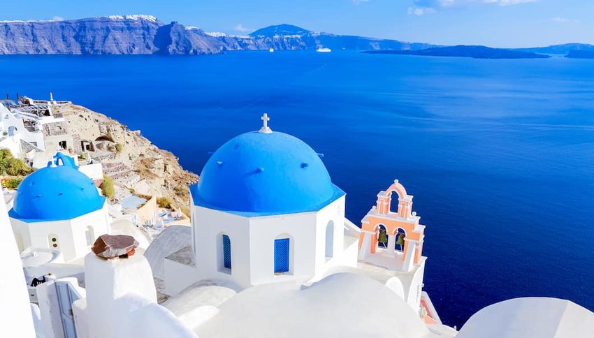 Blue-dome-of-santorini-greece