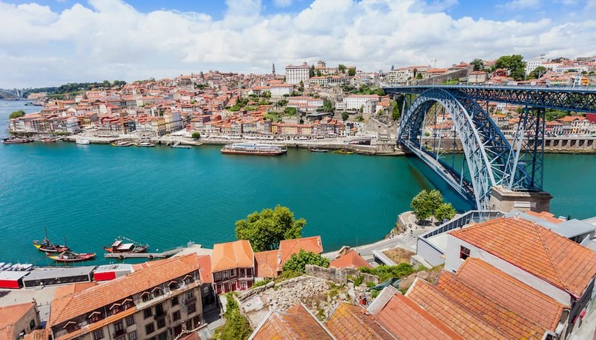 River-in-Porto--Portugal