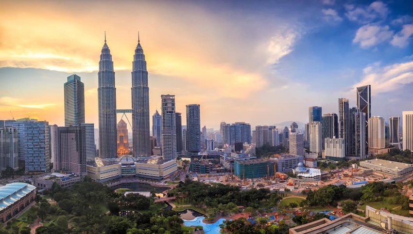 Photo of Kuala Lumpur skyline at dusk