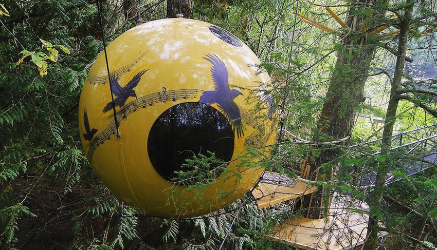 the-weirdest-hotels-in-the-world-the-discoverer