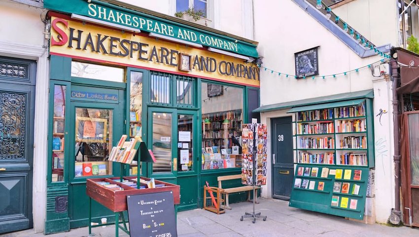 bookstore tourism