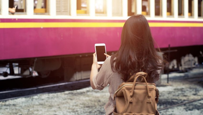 5 Apps You Should Download Before Your Next International Trip