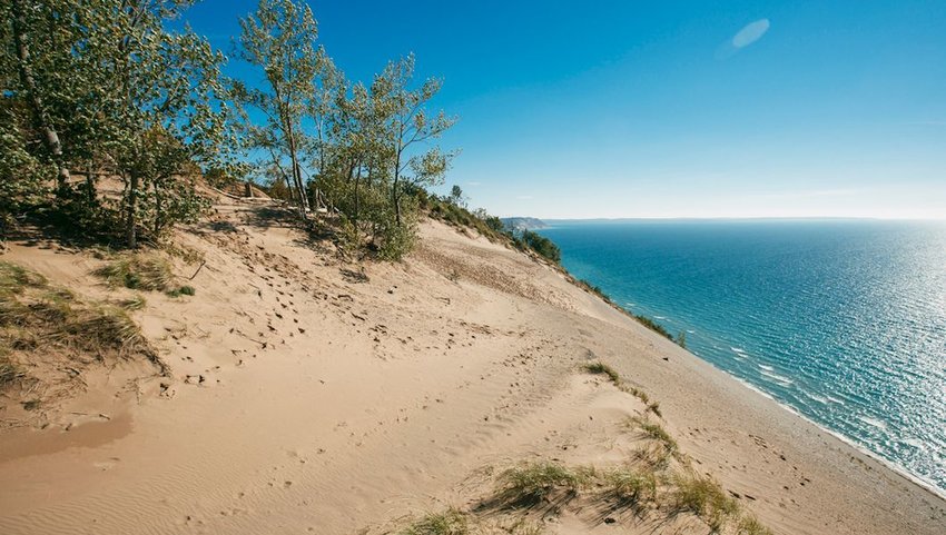 lake michigan tourist attractions