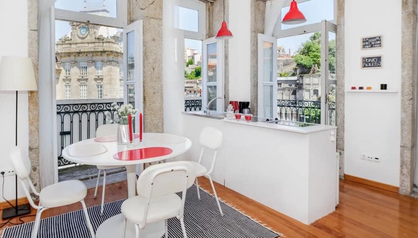 6 Adorable Airbnbs You Should Check Into
