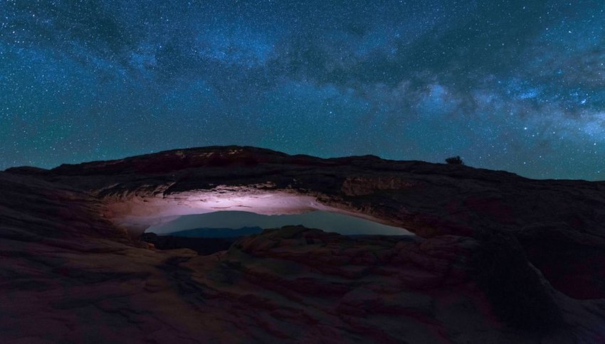 Milk Way over Mesa Arch at Canyonlands National Park