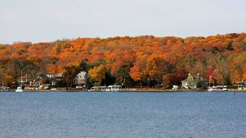Autumn colors at Lake Geneva, Wisconsin