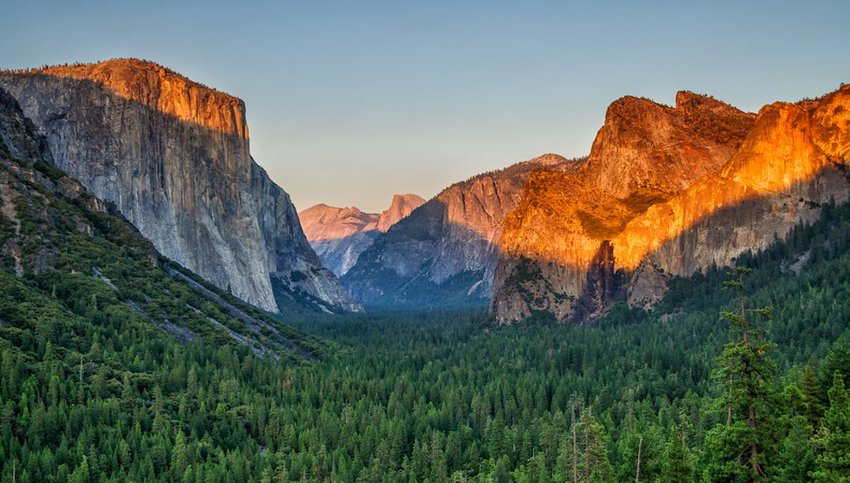 Yosemite valley at sunset