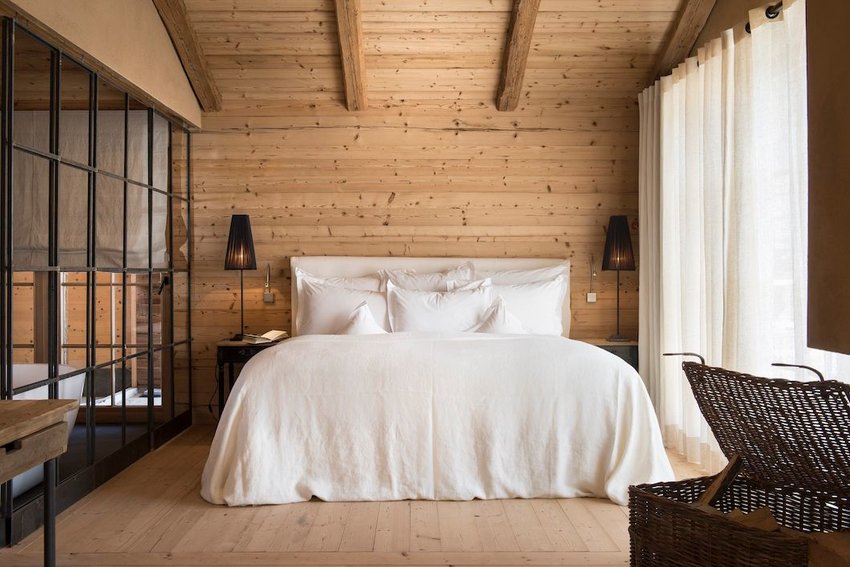 The Coziest Hotels Around the World