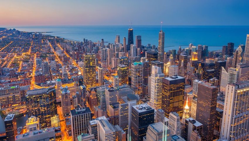 Skyline of downtown Chicago with water in the background