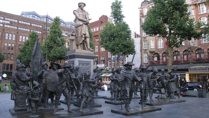 The Night Watch statues in the center of Rembrandt Square