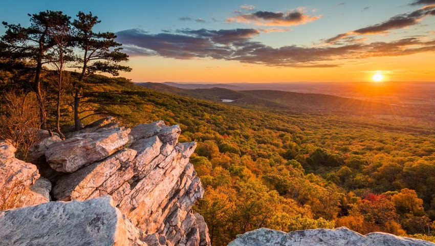 Sunset view from Annapolis Rocks on South Mountain, Maryland