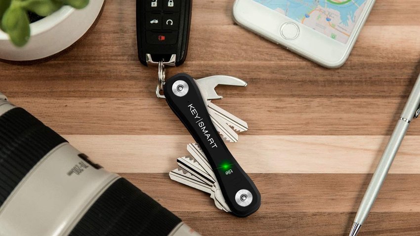 Never Lose Your Keys (Or Your Luggage) With Keysmart Pro