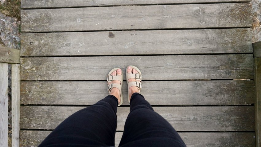 How to Pick the Right Sandals For Every Type of Summer Adventure