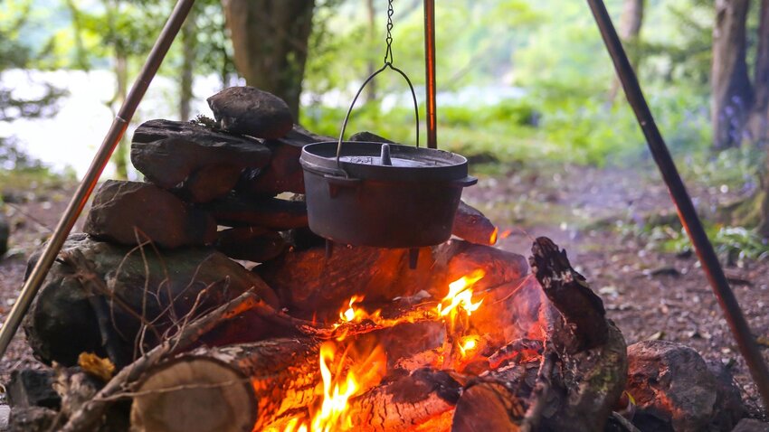 How to suspend your pot over a campfire