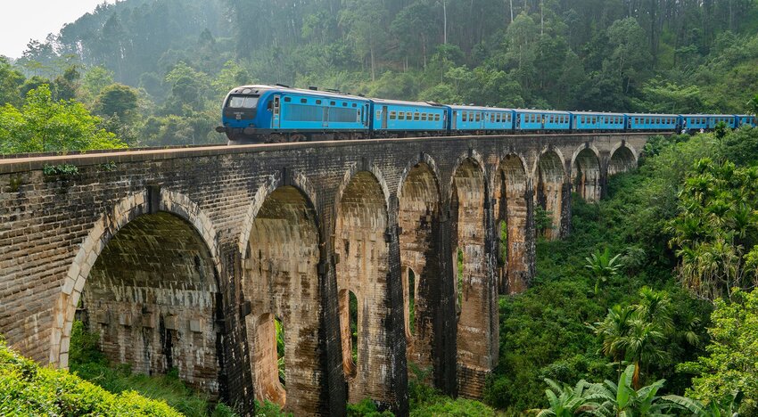 train slow tourism