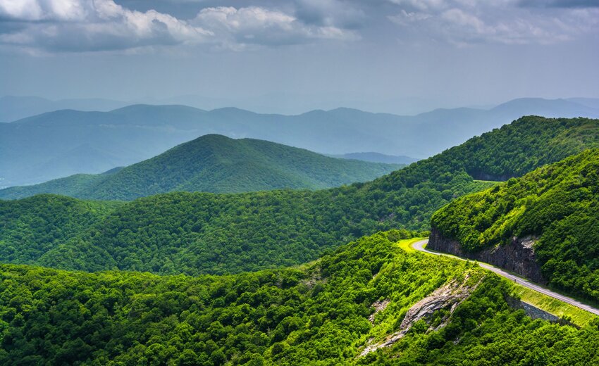 10 Great Hikes Along North Carolina’s Blue Ridge Parkway | The Discoverer