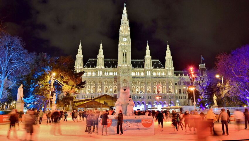 6 Unique Ice Skating Rinks Around the Globe | The Discoverer