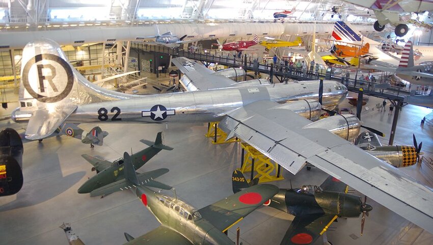 Máy bay được trưng bày tại Bảo tàng Hàng không và Không gian Quốc gia Smithsonian.