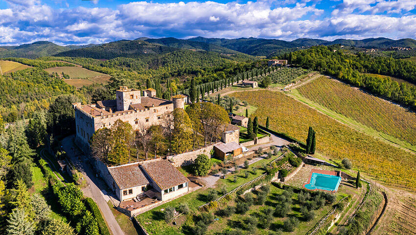 8 Incredible Castles You Can Actually Rent | The Discoverer