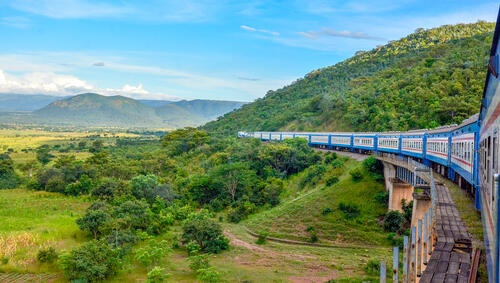 The Most Spectacular Train Routes Around the World