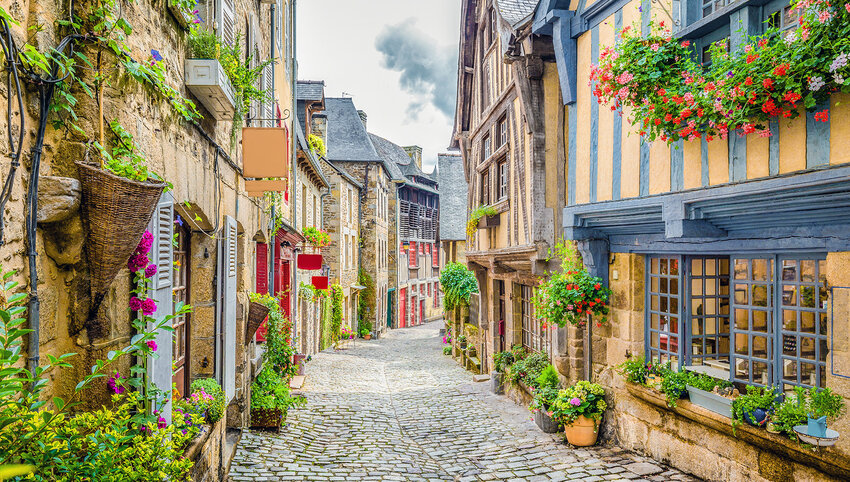 Escape the Crowds in These 6 Underrated Spots in France