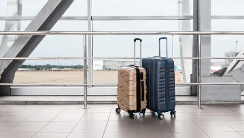 10 Things You Should Never Buy at the Airport